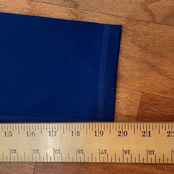 ZYIA Woman’s Leggings Size 6-8 Blue Pockets - Picture 9 of 9